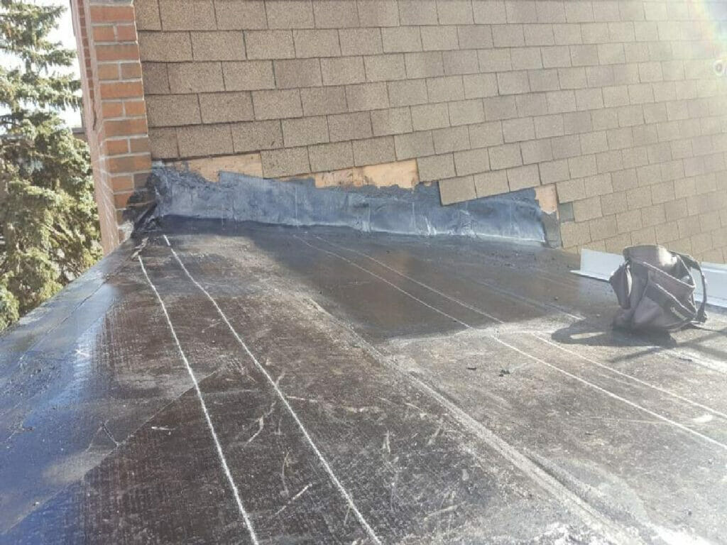 Toronto commercial flat roof repair and restoration by Desa